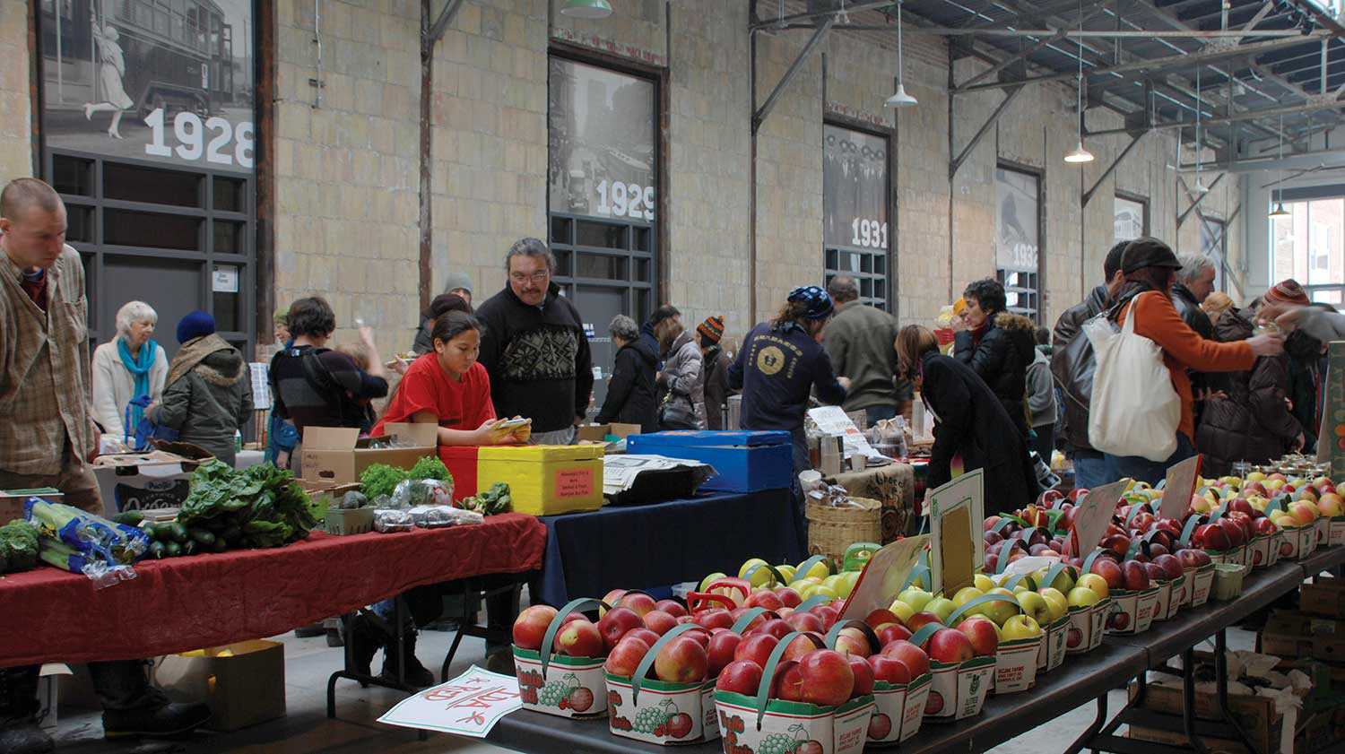 La rue couverte de Wychwood Barns est un marché de fermiers populaire tous les samedis à Toronto (Photo, avec la permission d’Ayako Kitta, du Toit Architects Limited)