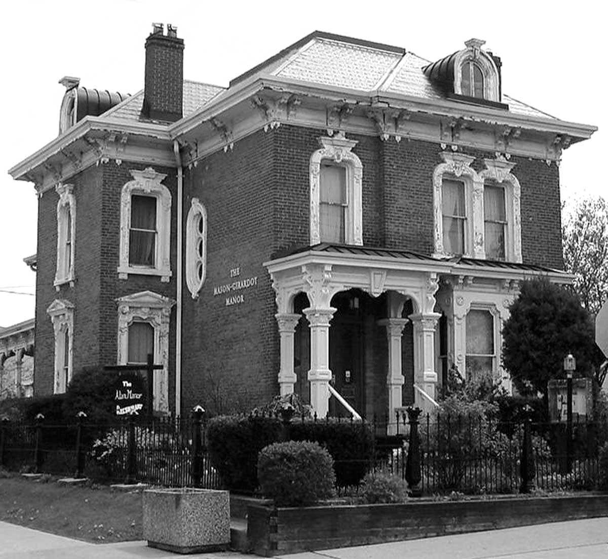 La maison Mason-Girardot, une demeure de style italien construite vers 1879 dans l’ancienne ville de Sandwich, est une des propriétés participant au programme de taxes patrimoniales de Windsor