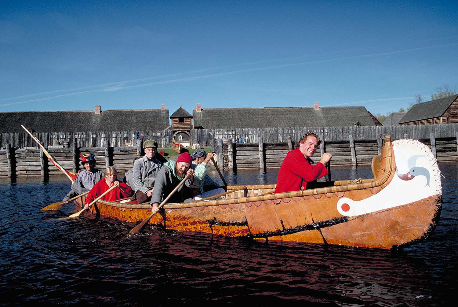 Près de Thunder Bay, sur la rivière Kaministiquia, la Compagnie du Nord-Ouest est immortalisée par le Parc historique Fort William (Photo © Tourisme Ontario 2008)