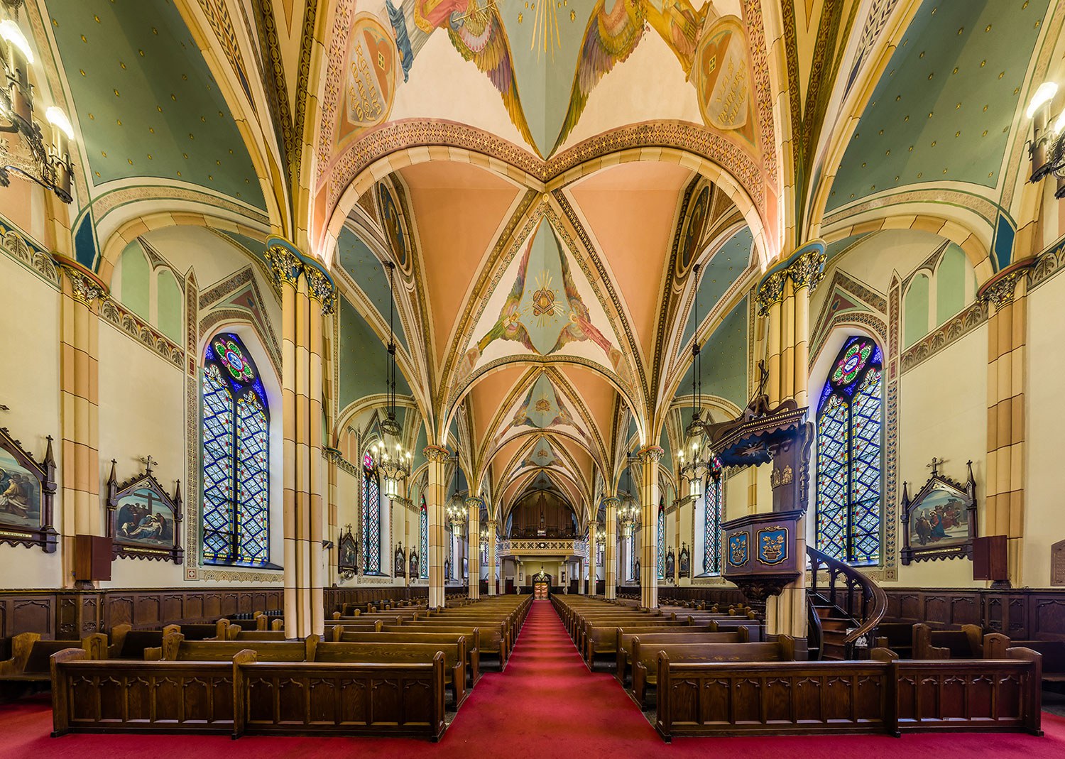 Intérieur de l'église de l'Assomption (Photo gracieusement fournie par Kevin Mannara)