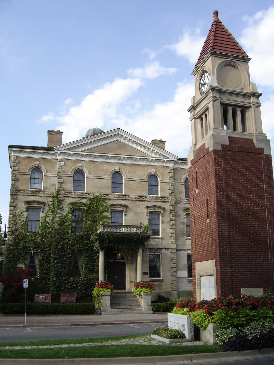 Centre-ville de Niagara-on-the-Lake – district de conservation du patrimoine très visité.