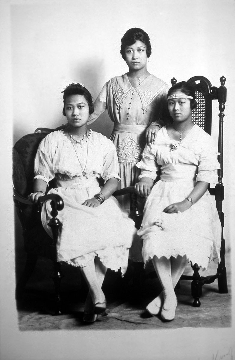 Des tantes de ma famille, vers 1915 (Photo gracieusement fournie par Paul Yee)